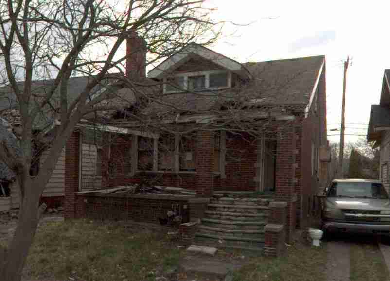 12193 Cherrylawn.jpg